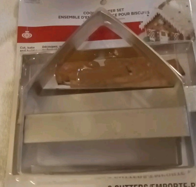 Celebrate It Christmas Gingerbread House Cookie Cutter Set gallery