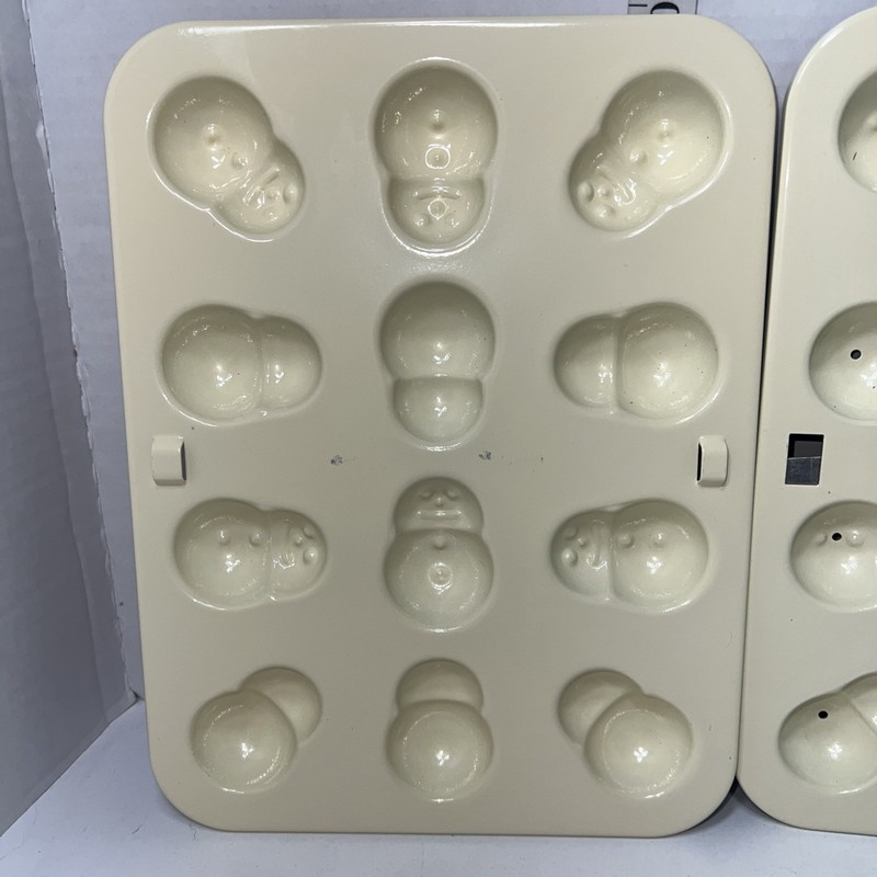 Vintage Nordic Ware Snowmen Cake Pop Mold Metal Interlocking Trays Christmas gallery