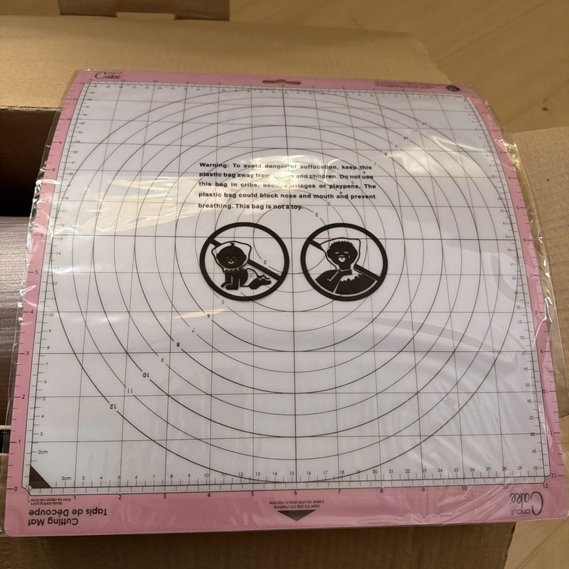 NIB Cricut Cake Personal Electronic Cutting Machine Food Safe Cutting Mat CCA001 gallery