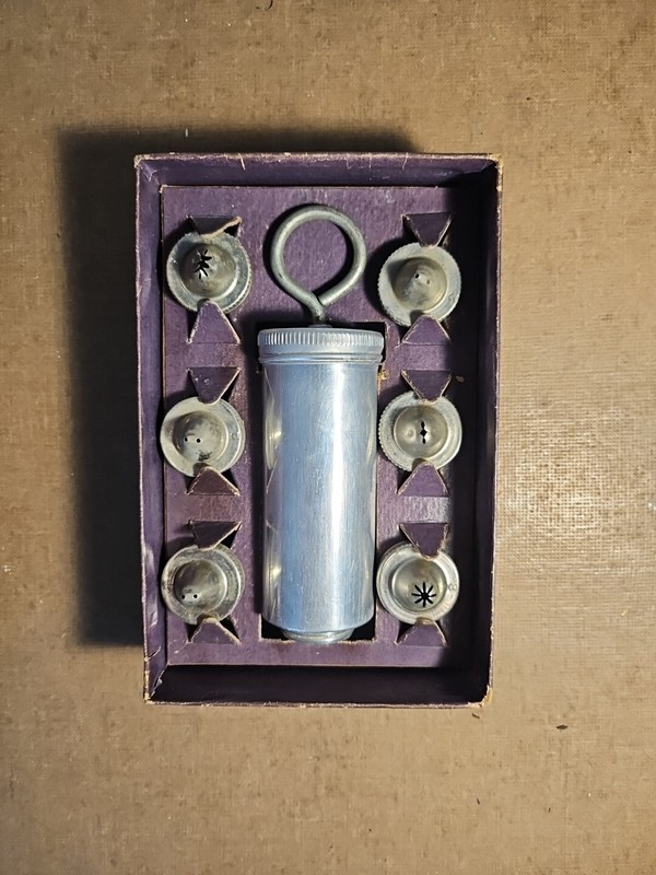 Vintage Cake Decorator – 6 Different Ends