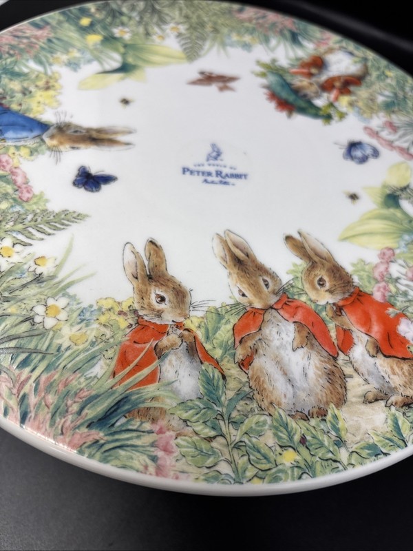 Beatrix Potter Peter Rabbit 10" Cake Stand gallery