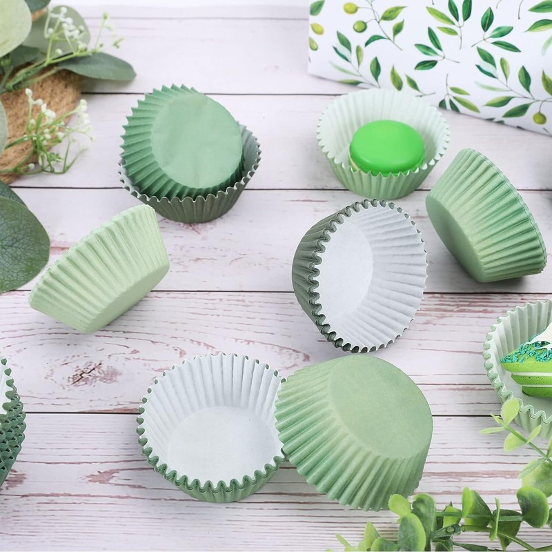 Luxurious Green Baking Cups Kit - 600-Piece Gradient Cupcake Liners Set gallery