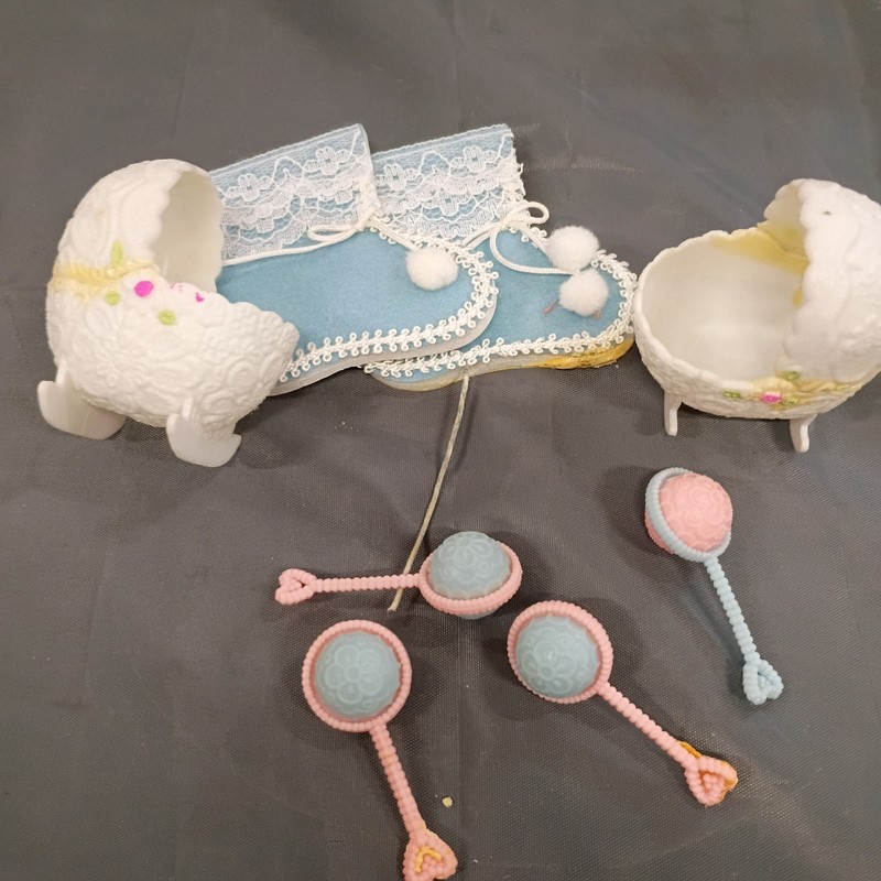 VTG Lot Of Wilton Wedding Anniversary BABY Birthday Cake Decorating Accessories gallery