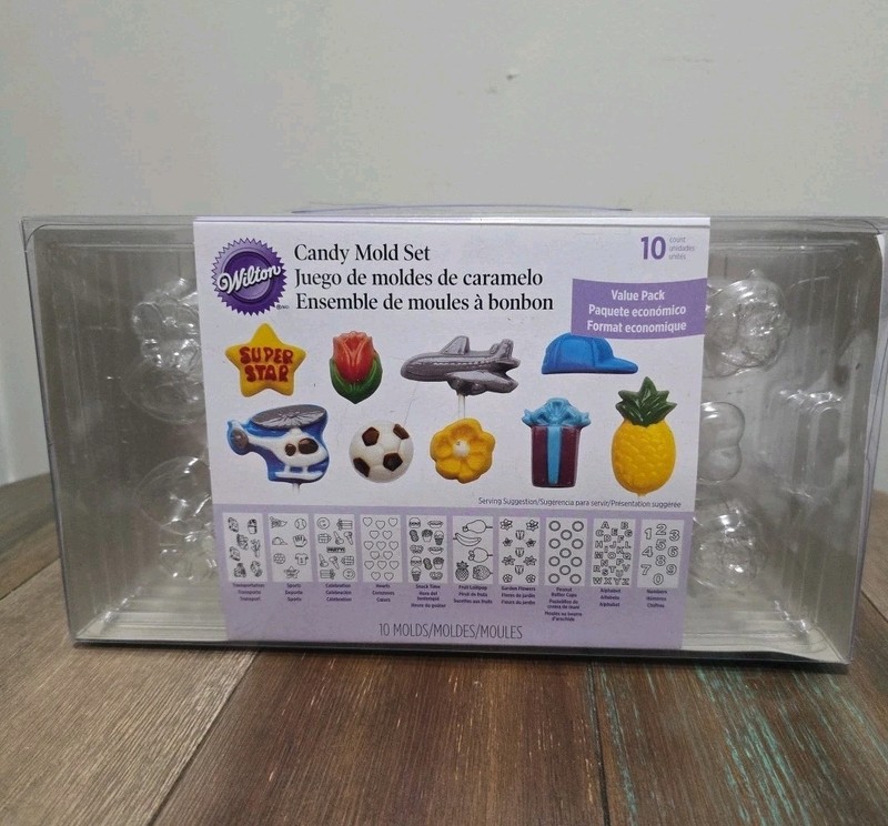 Candy Chocolate Molds Lot of 10 LETTERS NUMBERS SNACKS SPORTS HEARTS++ Wilton