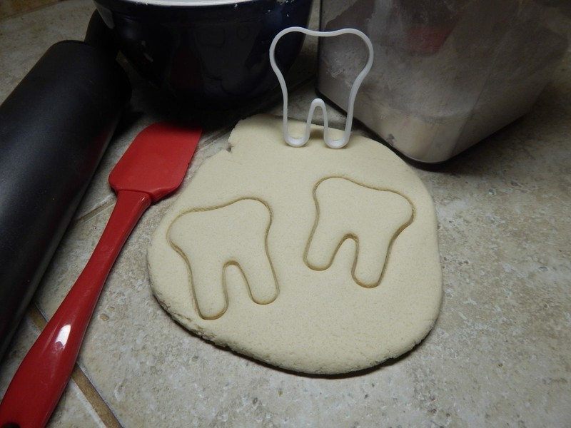 TOOTH FAIRY WAND WINGS SET OF 5 SPECIAL OCCASION COOKIE CUTTER USA PR1488 gallery