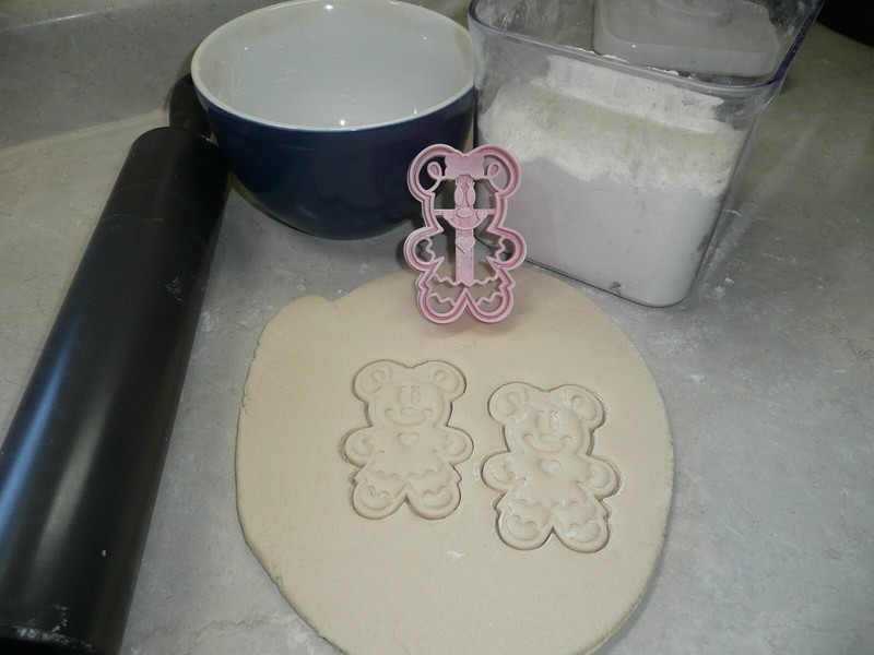 MAGICAL MOUSE WITH BOW THEMED GINGERBREAD CHRISTMAS COOKIE CUTTER USA PR4938 gallery