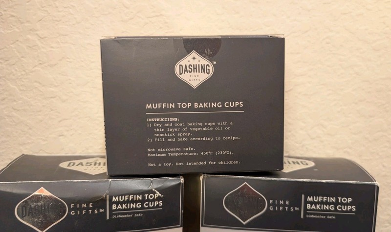 Lot Of 3 Dashing Silicone MUFFIN TOP BAKING CUPS (4 Baking Cups per Package) gallery