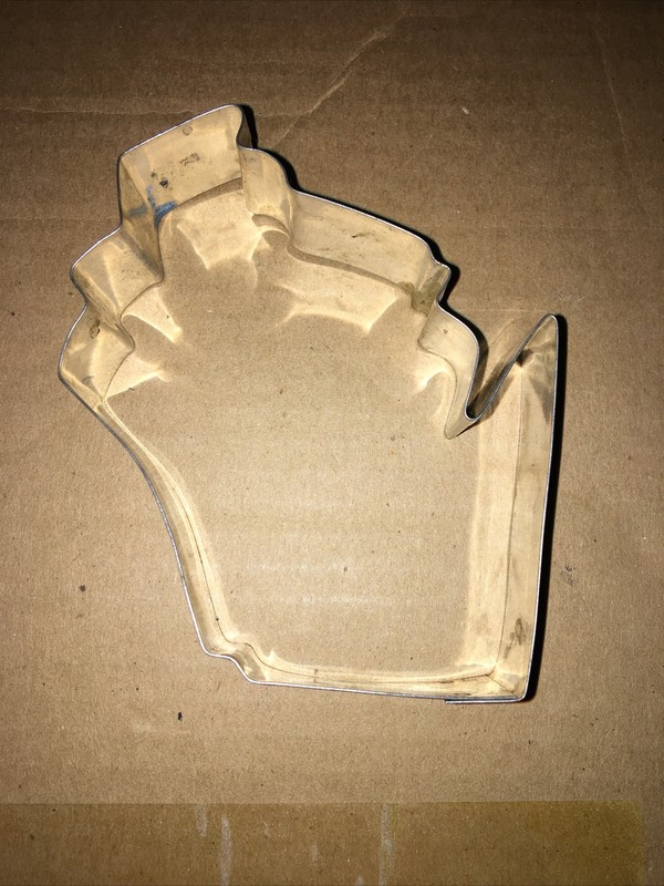 Wisconsin Cookie Cutter Tin Steel The Badger State Map Outline Shape USA