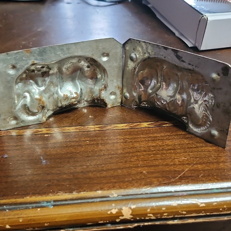 Vintage Aluminum 3D Elephant Chocolate/Candy Mold, 2-Piece Silver gallery