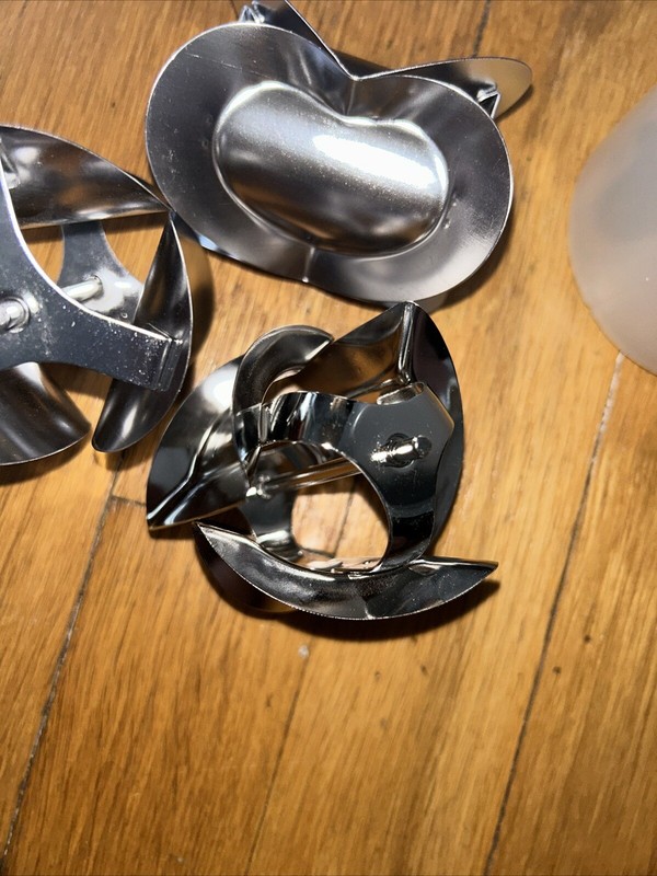 Pampered Chef Rolling Cookie Cutter Pastries Dough in Tube Attachments Only gallery