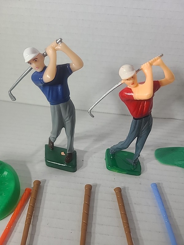 Large Lot Vintage Wilton Golf Themed Cake Topper Cake Decoration Set - 23 Pieces gallery
