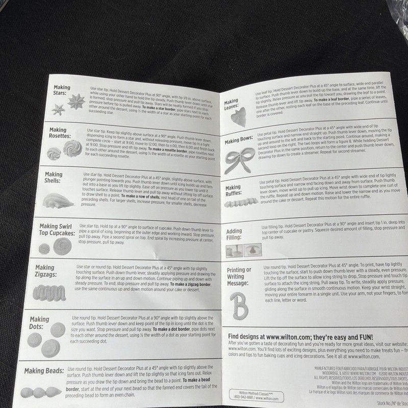 Wilton Dessert Decorator Plus/New In Box 5-Tips, 2-Couplers Cake Icing Tool gallery