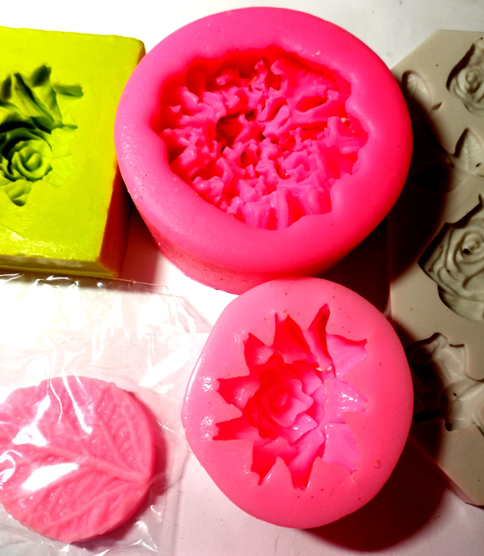 New 8 Silicone Flower Chocolate/ Fondant Molds gallery
