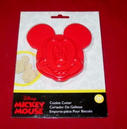 Wilton MICKEY MOUSE Cookie Cutter & Embosser / Stamp – Disney Christmas – NEW