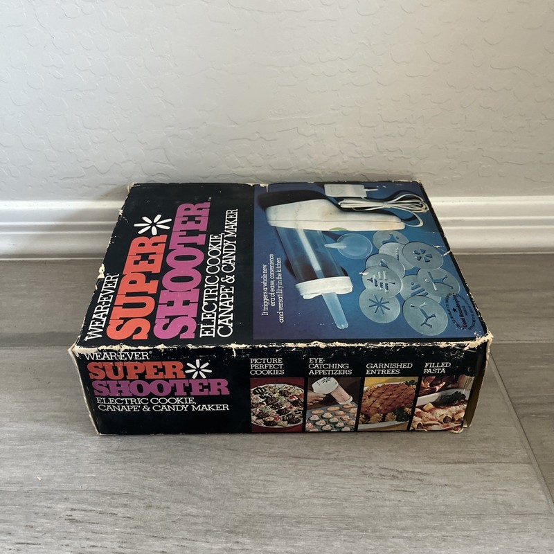 Vtg WearEver Super Shooter 70001 Electric Cookie Canape Candy Maker Press TESTED gallery