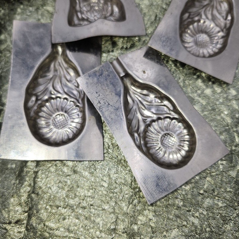 Lot of vintage antique Candy Mold Tin Candy Chocolate Sucker Mold flower rose gallery