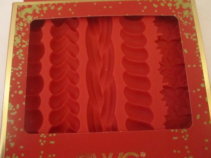 NIP CWC Silicone Pie Crust Mold Red 5 Designs #WAHLP58 2024 Christmas Everyday gallery