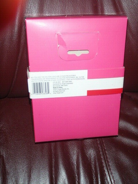 24ct Wilton cupcake combo sets HEART LINERS VALENTINES DAY cup & picks NEW gallery