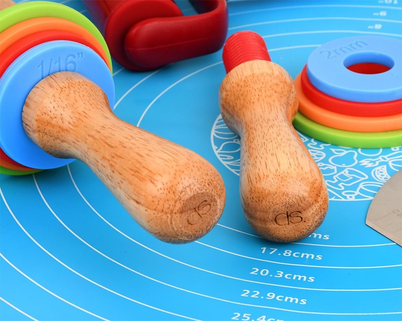 Rolling Pin with 4 Adjustable Thickness Rings and Long Handle 13.6 Inch Woode... gallery