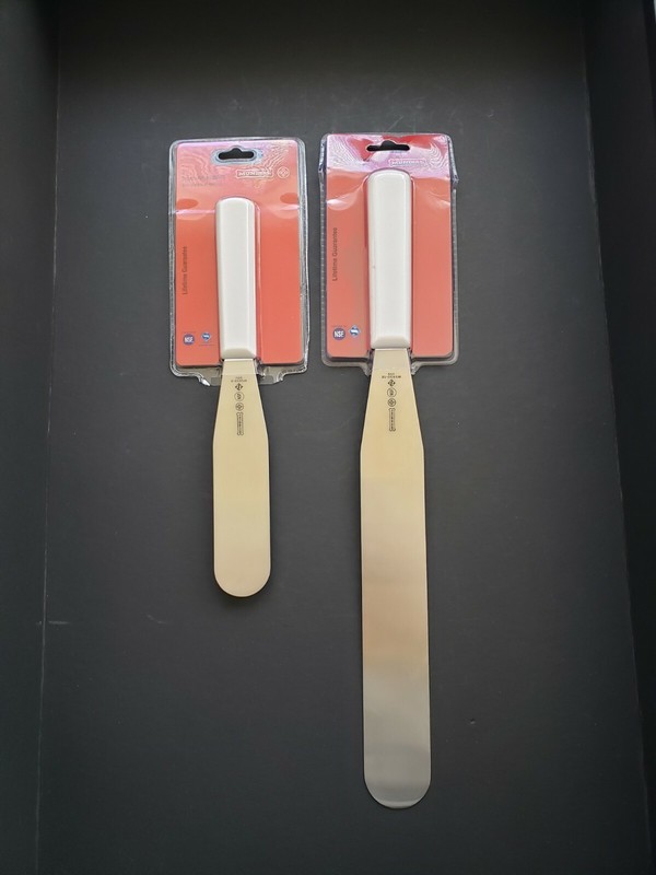 Icing Spatula Kit 6" and 12 " W5650-6 W5650-12 Mundial Baker Icing Spatula Kit gallery