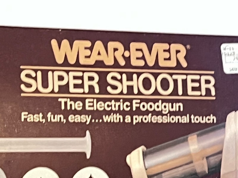 Wear Ever Super Shooter Electric Cookie Pastry Press Gun In Box #70123 Vintage gallery