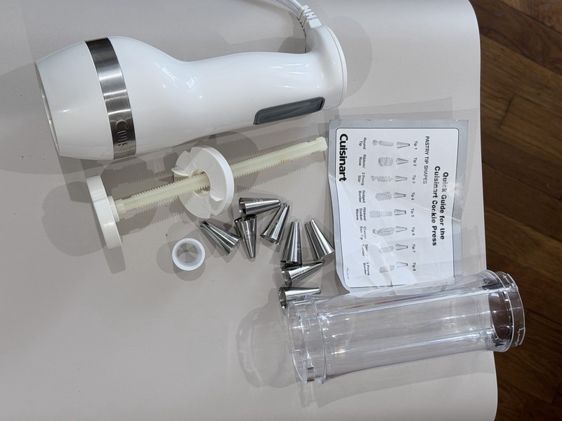 Cuisinart Electric Cookie Press with Sealed Discs & Tips Model CCP-10 gallery