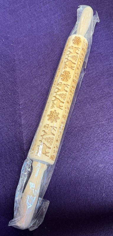 Christmas tree snowflakes reindeer embossed wooden rolling pin embossing cookies