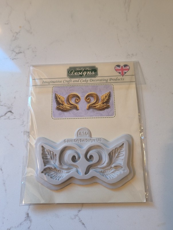 Katy Sue Designs KSD Silicone Mould Leaf Swirl Cake Chocolate Decorations